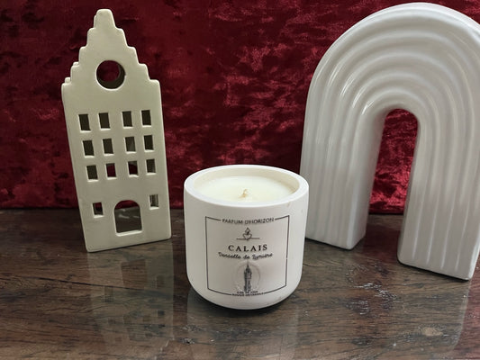 Bougie parfumée artisanale – Calais Dentelle de Lumière