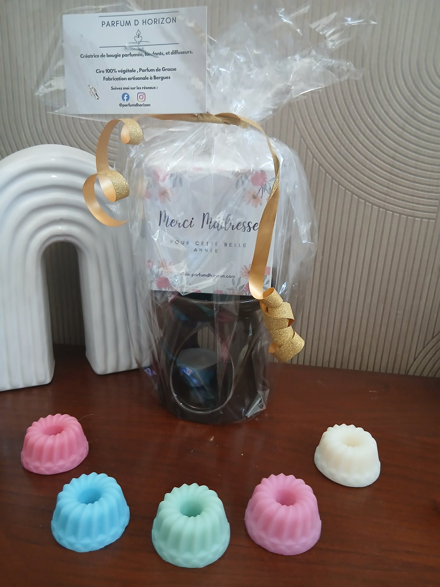 Coffret Parfumé Personnalisé – 5 Fondants + Brûle-Parfum