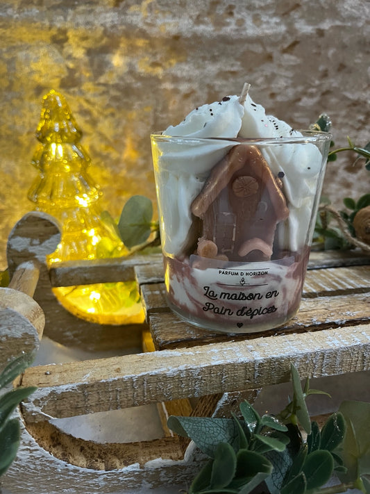 Bougie “La Maison en Pain d’Épices”