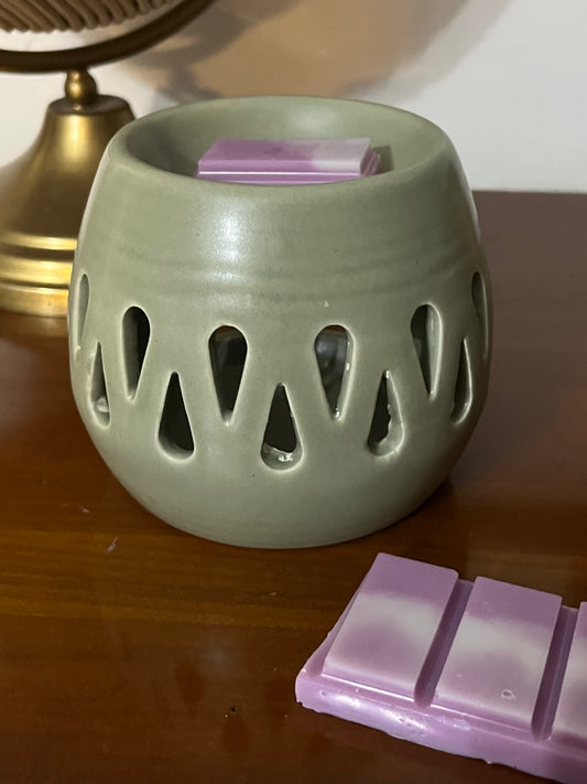 ✨ Brûleur en céramique – Vert sauge